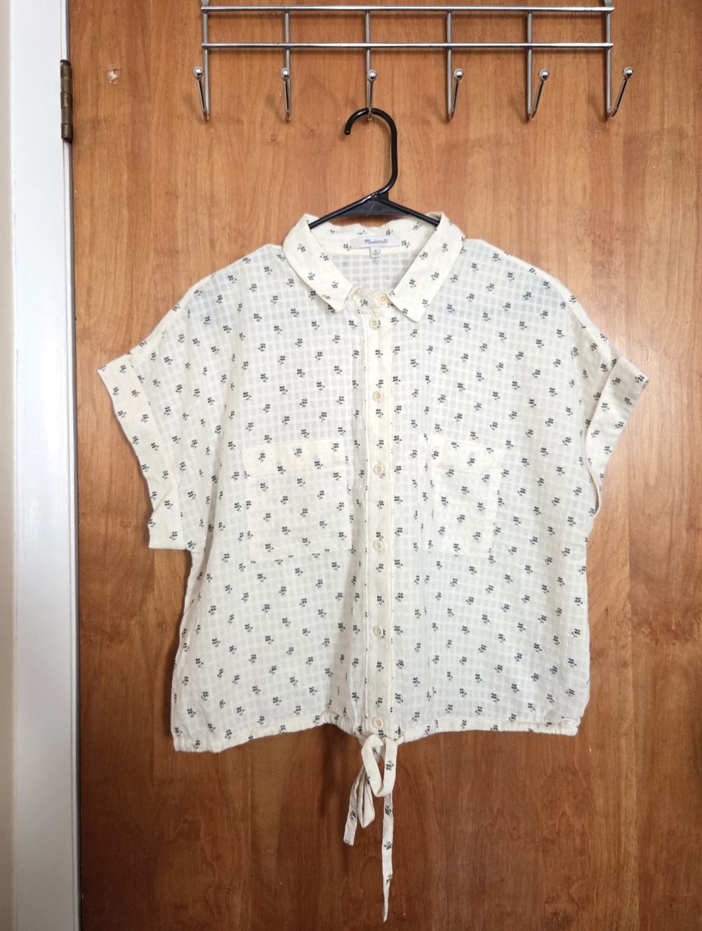 Madewell Light Cream Short-Sleeve Button Front Top with Tiny Navy Print -Cropped